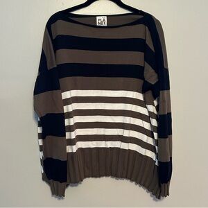 PLANET by Lauren G - olive green striped sweater - size medium